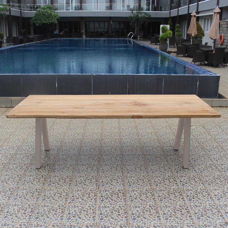 Stor Baumkantentisch 340 x 95-105 x 75,9 cm Teak mit Aluminium- oder Teakgestell