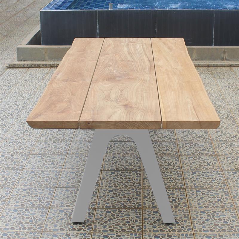 Table de bord Stor Tree 240 x 95-105 x 75,9 cm en teck avec structure en aluminium ou en teck