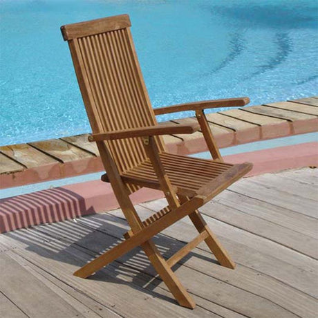 Chaise pliante Raffles avec accoudoirs en teck grade A avec ferrures en laiton