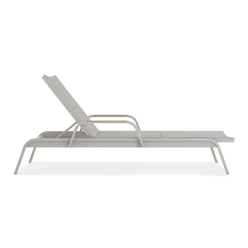 Gazelig lounger with armrest 195 x 76.7 x 32.5 cm aluminum and Batyline