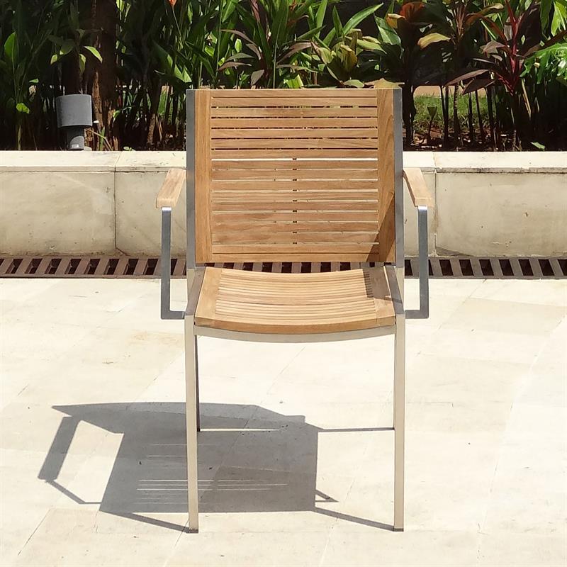 Tessin stacking chair with armrest 57.5 x 58.5 x 82cm