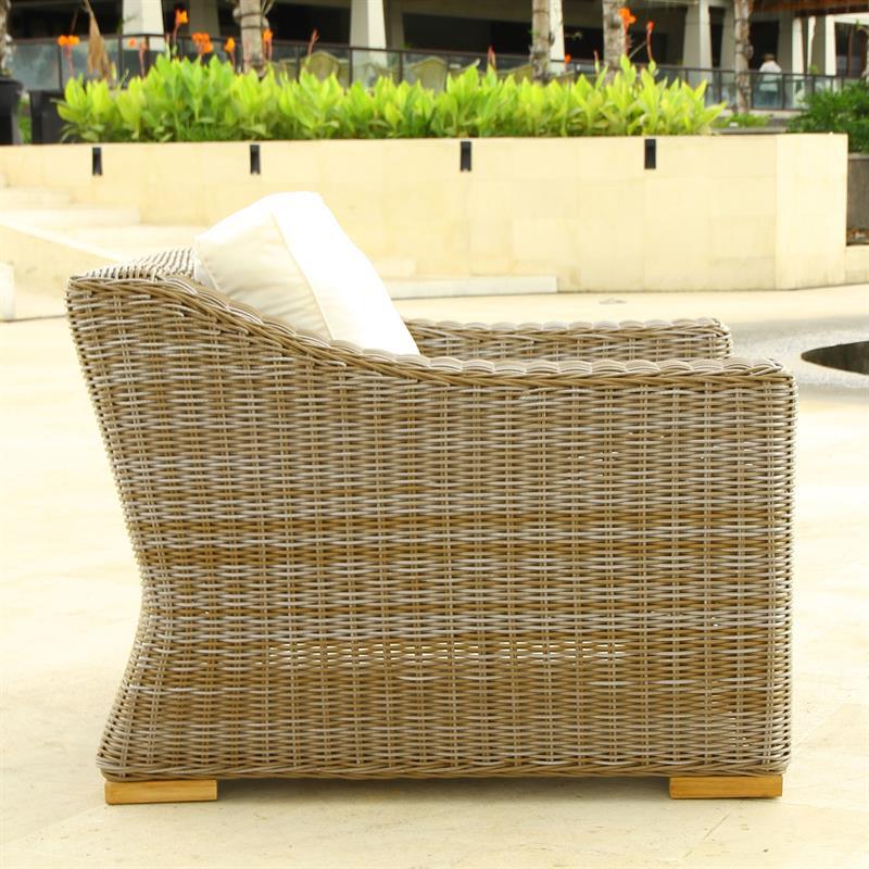 Monaco Loungeset bestehend aus 1 x Monaco Sessel und 1 x 2-Sitzer Monaco Sofa mit Nagata Polstern